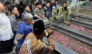 Makam KH Bisri Syansuri dan Gus Dur buka 24 jam selama muktamar ke-35 NU./dok.PBNU