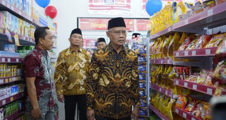 PP Muhammadiyah dan UMM Resmikan Mentari Mart Pertama di Jember
