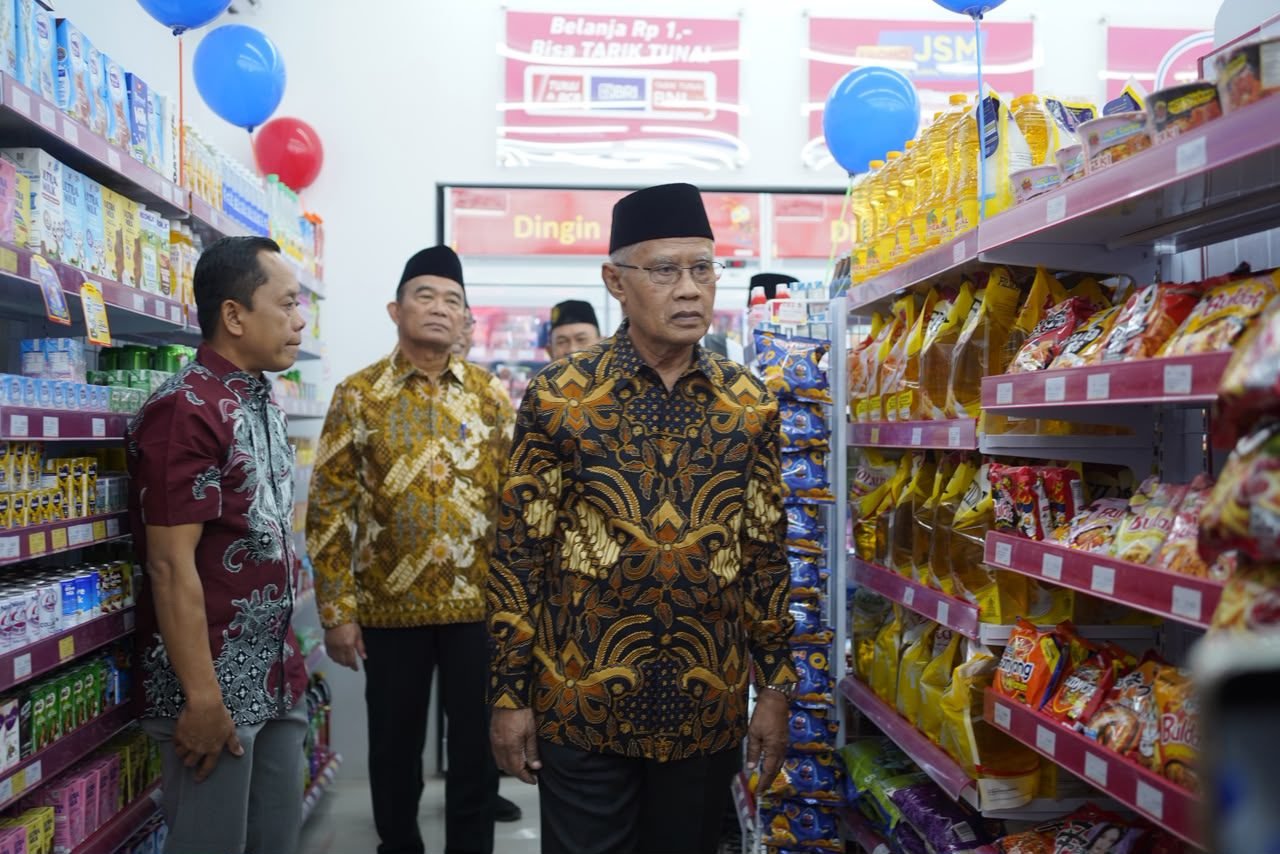 PP Muhammadiyah dan UMM Resmikan Mentari Mart Pertama di Jember