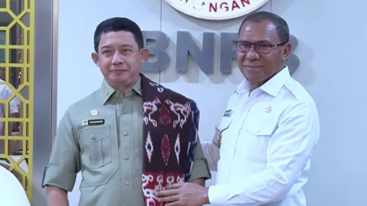 Kepala BNPB Suharyanto saat menerima kunjungan Wakil Gubernur NTT Johni Asadoma beserta jajaran Pemkab Alor di Graha BNPB, Jakarta, (14/7/2026)./IG @suharyanto_shr