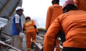 Basarnas konfirmasi 71 korban jiwa dampak gempa NTT dan hampir 60 ribu orang mengungsi./IG @sar_nasional