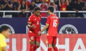 Nguyen Xuan Son dan Vietnam di Semifinal Piala AFF 2026 Nguyen Xuan Son mencetak 2 gol ke gawang Malaysia untuk mengantarkan Vietnam lolos ke final Piala AFF 2026 dengan agregat 4-0./IG @aseanutdfc