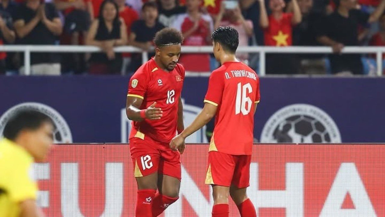 Nguyen Xuan Son mencetak 2 gol ke gawang Malaysia untuk mengantarkan Vietnam lolos ke final Piala AFF 2026 dengan agregat 4-0./IG @aseanutdfc