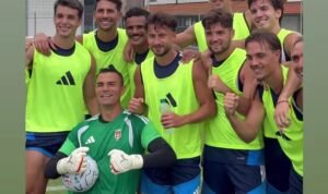 Kiper Timnas Indonesia, Emil Audero saat berlatih bersama Como 1907, klub Serie A Italia dan akan berlaga di Liga Champions (UCL) 2026/27./IG @comofootball