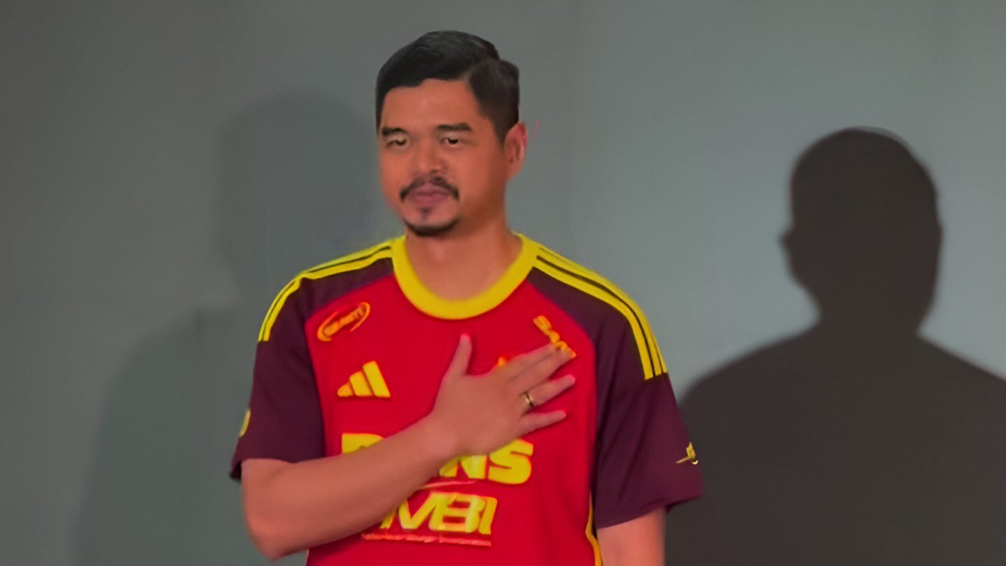 Bambang Pamungkas menjadi salah satu model dalam peluncuran jersei baru Selangor FC bersama Adidas untuk musim 2026/27 di Malaysia./IG @selangorfc