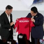 Ketua Umum PSSI Erick Thohir akan mengevaluasi hasil Timnas Indonesia asuhan Pelatih John Herdman di Piala AFF 2026 usai gagal lolos ke semifinal./dok.PSSI