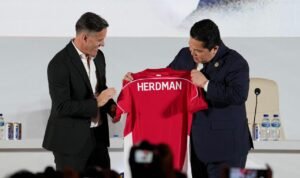 Ketua Umum PSSI Erick Thohir akan mengevaluasi hasil Timnas Indonesia asuhan Pelatih John Herdman di Piala AFF 2026 usai gagal lolos ke semifinal./dok.PSSI