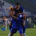 Chanathip Songkrasin merayakan gol kemenangan Thailand yang dicetak Chaiyapon ke gawang Vietnam di Bandung (29/9)./IG @changsuek