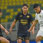 Dewa United naik ke puncak klasemen sementara BRI Super League 2026/27 usai menggagalkan 3 poin Bhayangkara FC di Serang (11/9)./IG @liga1match
