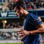Elkan Baggott bermain 90 menit saat Millwall kalah dramatis dari jawara Carabao Cup 2025, Newcastle United (9/9) di The Den./IG @millwallfc