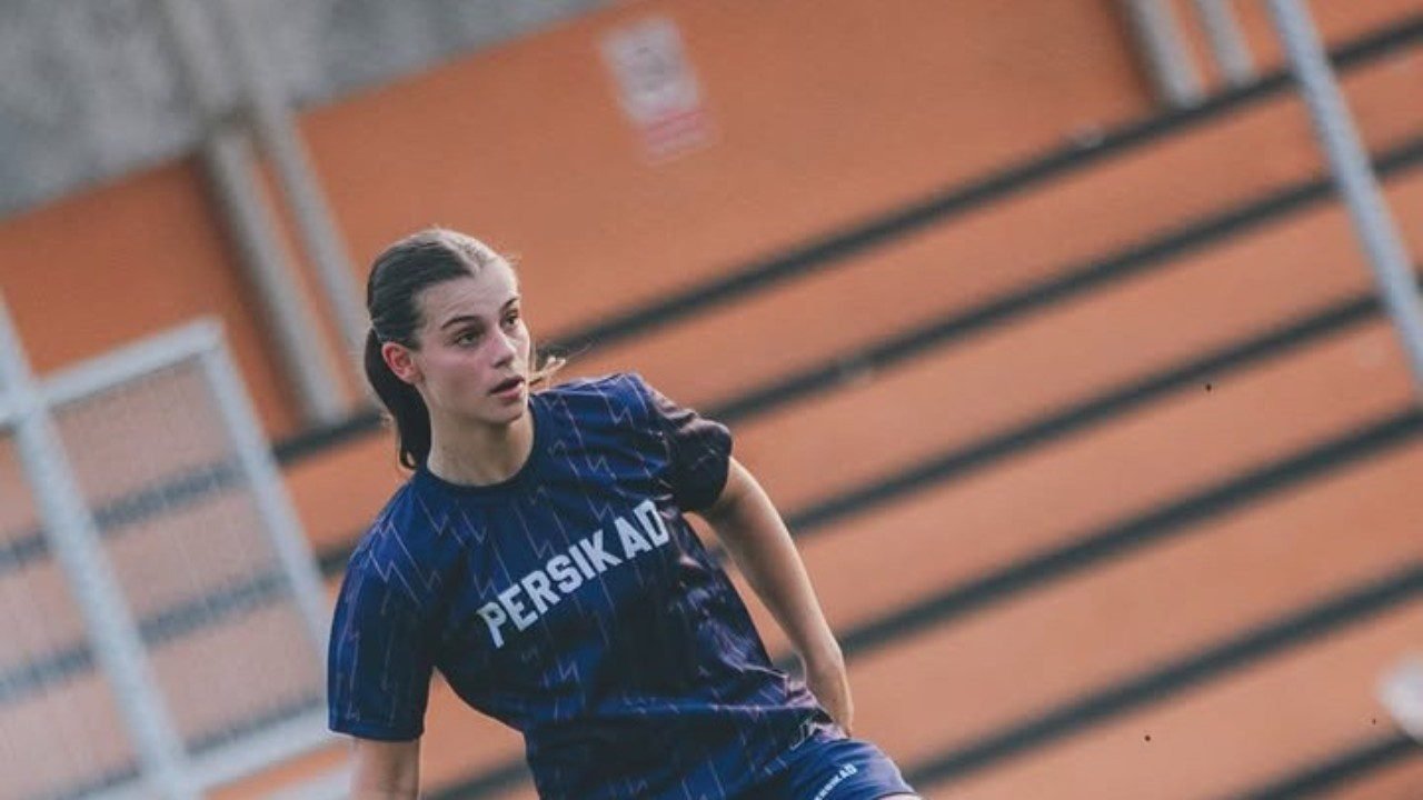 Isabelle Nottet mengikuti latihan bersama Persikad Depok jelang kick-off Indonesia Women's League 2026/27./IG @persikad.women