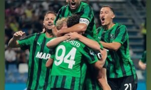 Jay Idzes cedera saat Sassuolo mengalahkan Juventus 3-2 pada pekan keempat Serie A Italia 2026/27 di Mapei (14/9)./IG @sassuolocalcio