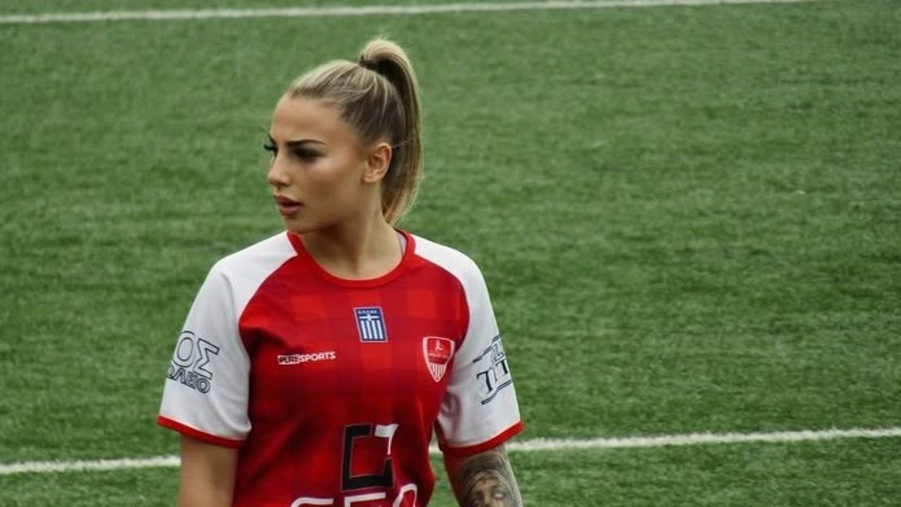 Sofia Grace Iaderosa saat menjadi top skor Volos 2004 di Greek Division B musim 2024/25./IG @sofia.iaderosa17