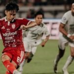 Teppei Yachida mencetak gol dari tendangan penalti saat Bali United menang atas tim promosi PSS Sleman pada pekan pertama BRI Super League 2026/27 (4/9)./IG @baliunitedfc