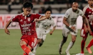 Teppei Yachida mencetak gol dari tendangan penalti saat Bali United menang atas tim promosi PSS Sleman pada pekan pertama BRI Super League 2026/27 (4/9)./IG @baliunitedfc
