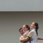 Viny Silfianus, Grace Paradis, dan Isabelle Nottet merayakan gol kemenangan Persikad Women atas Persija Women pada pekan 2 IWL 2026/27 (25/10)./IG @indonesiawomensleague