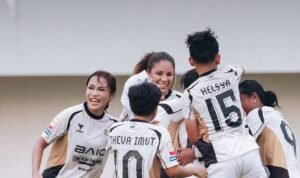 Dewa United Women FC menang 3-0 atas Persita Women pada pekan 2 IWL 2026/27 (25/10), dan ambil alih puncak klasemen./IG @dewaunitedwfc
