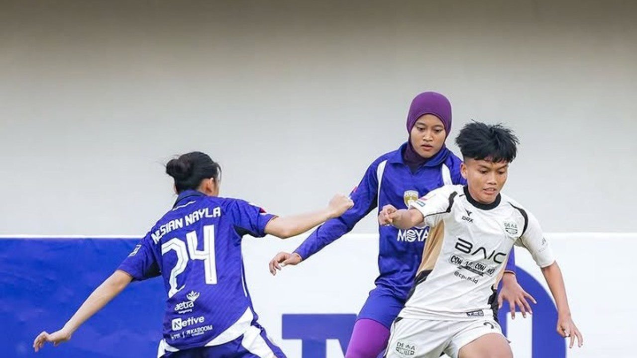 Ayunda Dwi Anggraini dan Persita Women menjadi tim kebobolan terbanyak pada pekan 2 IWL setelah menjadi tim pemenang pertama pada pekan pembuka./IG @dewaunitedwfc