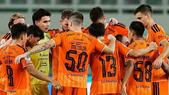 Persija Jakarta kalah perdana pada pekan 5 BRI Super League 2026/27, usai ditumbangkan Persita Tangerang di Serang (17/10)./IG @persija